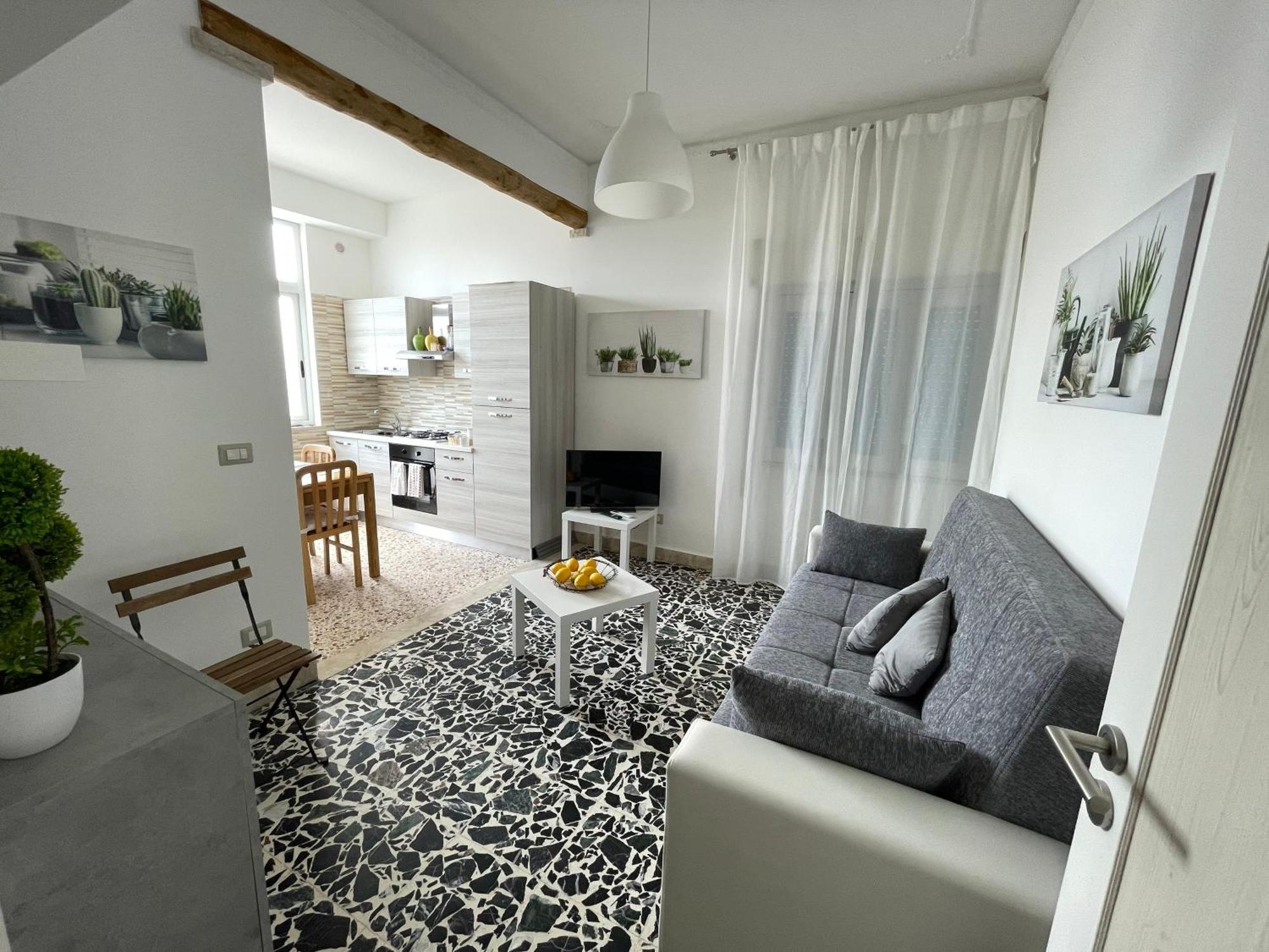 Anna Holiday Home Giardini Naxos Bagian luar foto